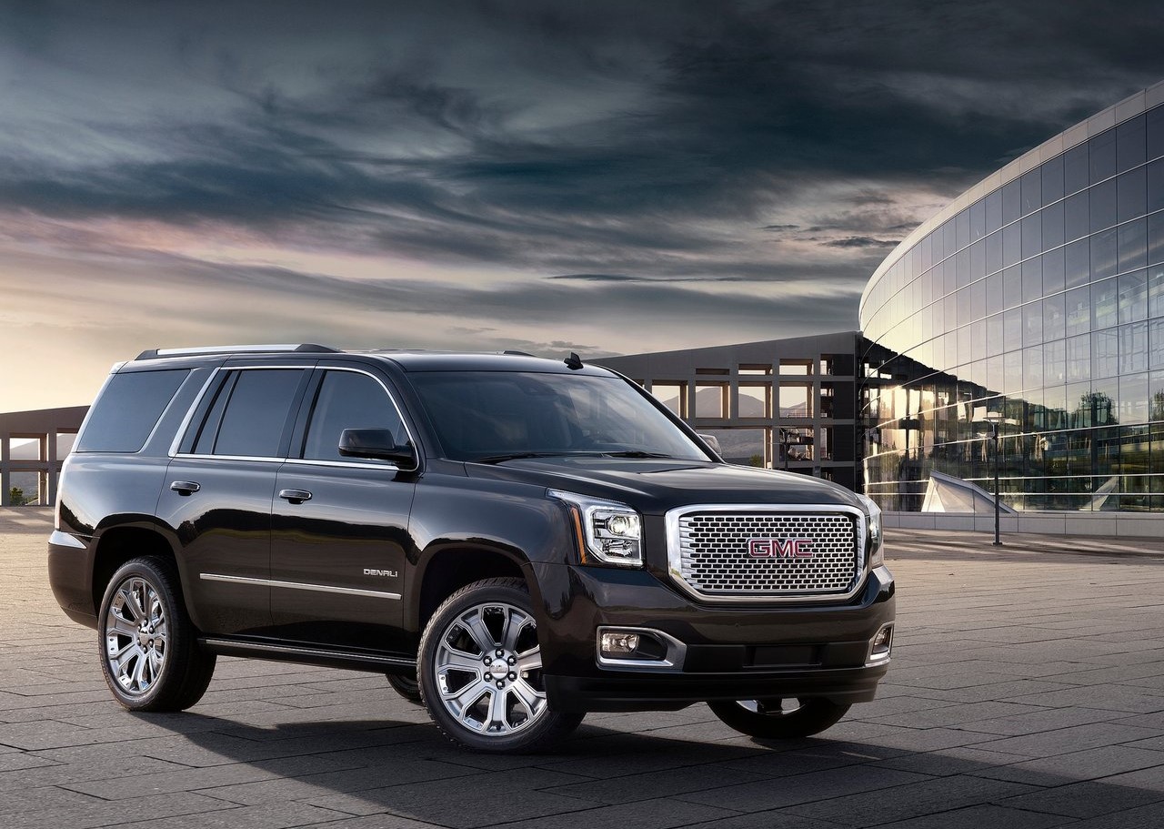 GMC Yukon premium Umrah transport vehicle in Saudi Arabia by Nexa Transports